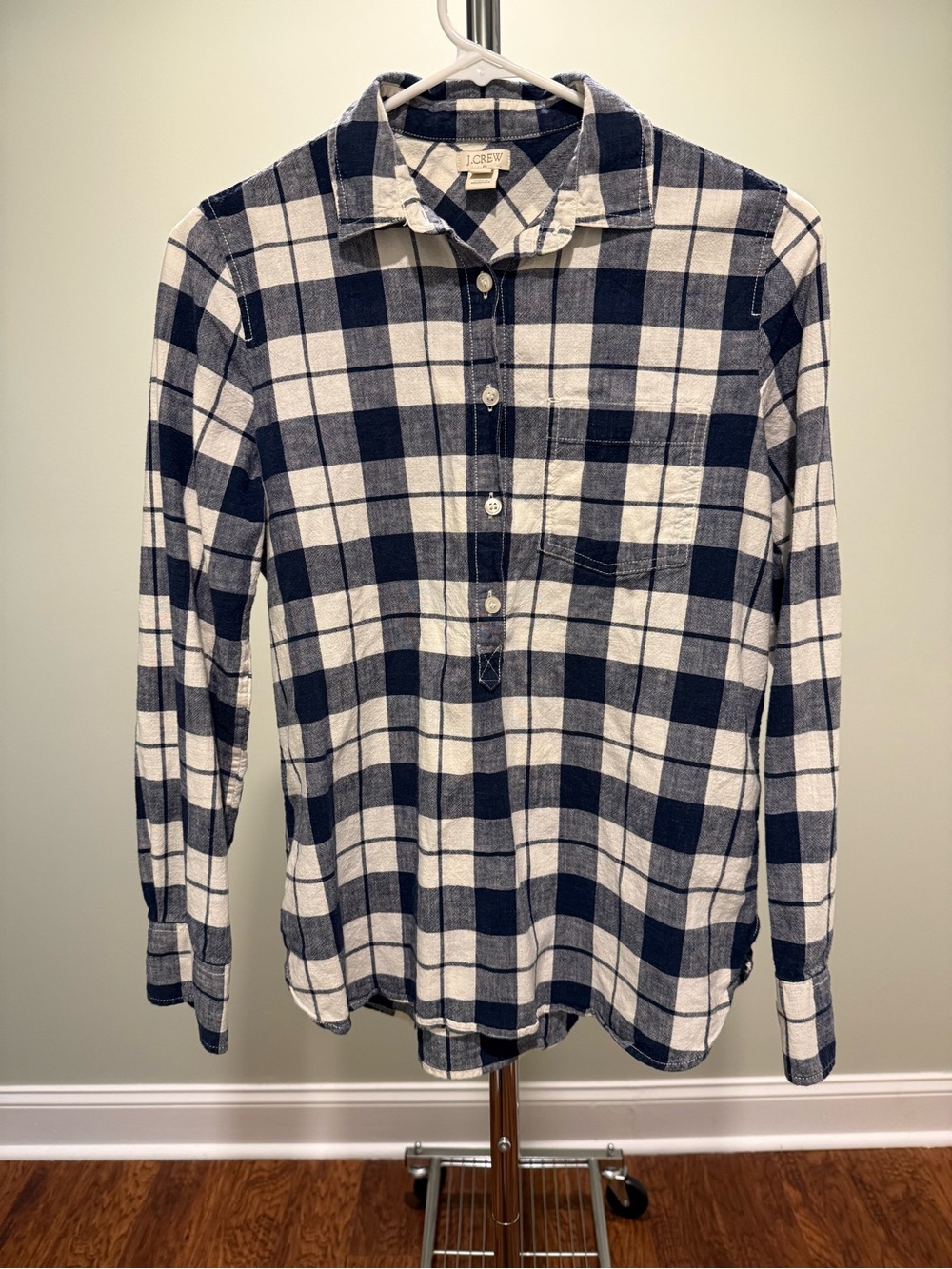 J.Crew Factory Navy Ivory Plaid Cotton Popover Shirt XS